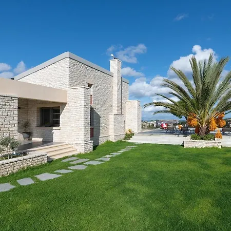 Aura Hill Villa